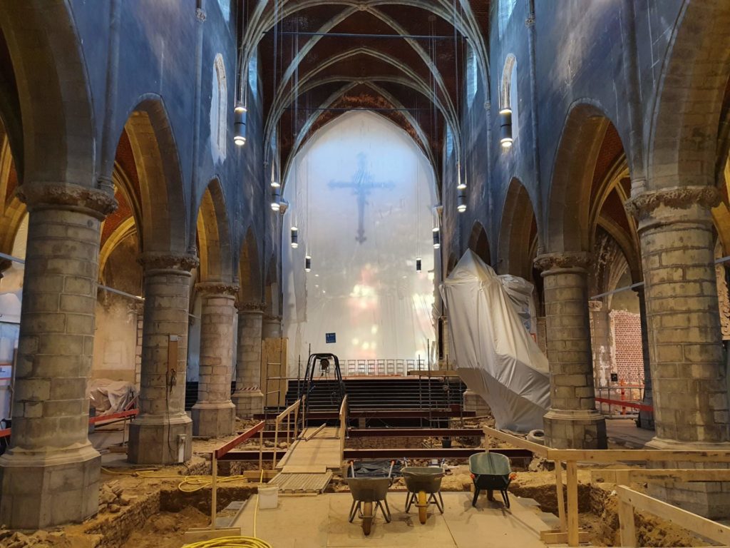 Restauration Eglise Avandendorpe Pierre bleue Tournai