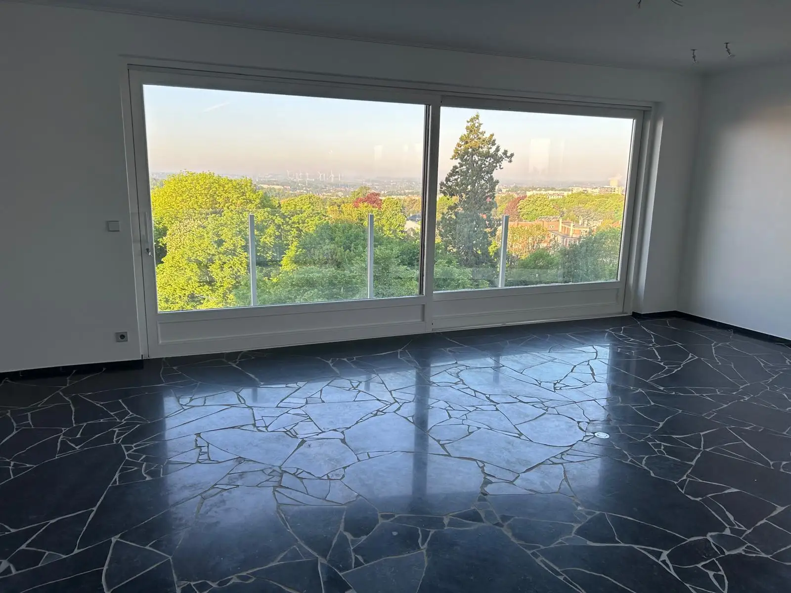 cassons pierre bleue belgique noir poli brillant